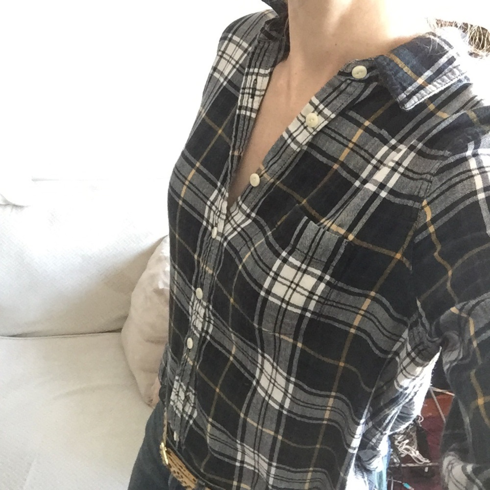 J Crew Plaid Button Down Classic!! - image 7